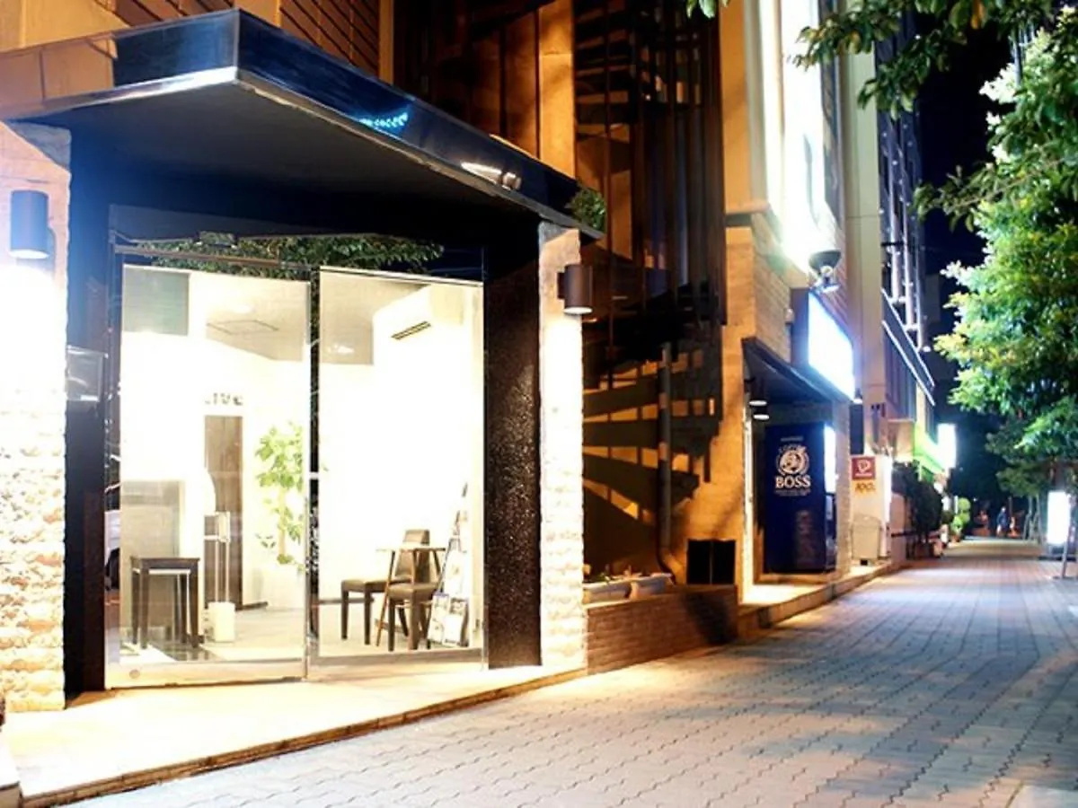 Hotel Livemax Budget ShinΟσάκα